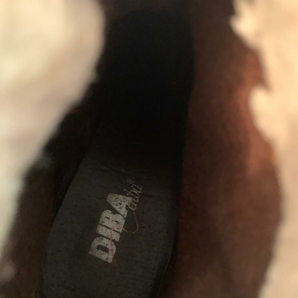 Boot - Picture 2 of 4